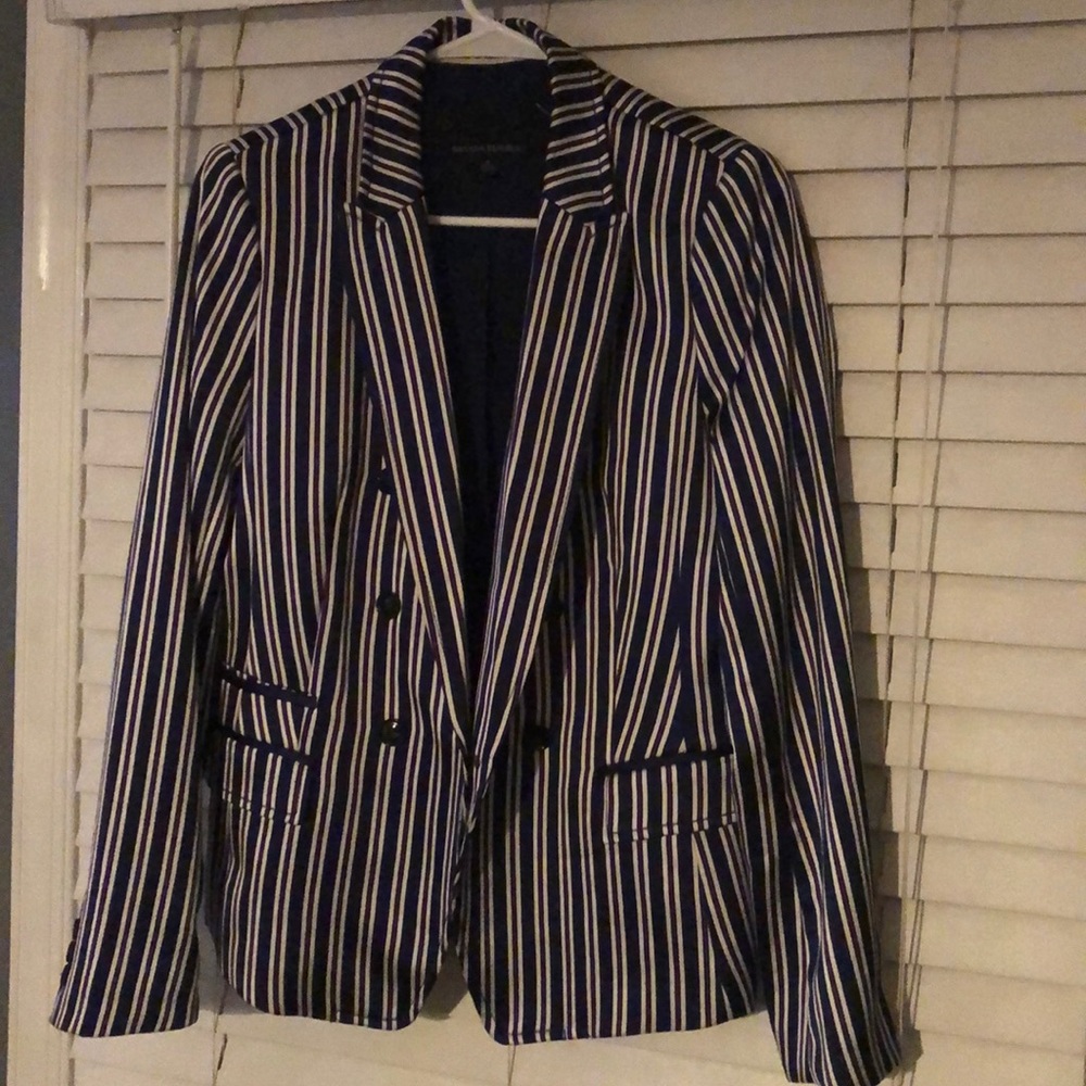 Striped Blazer 👗